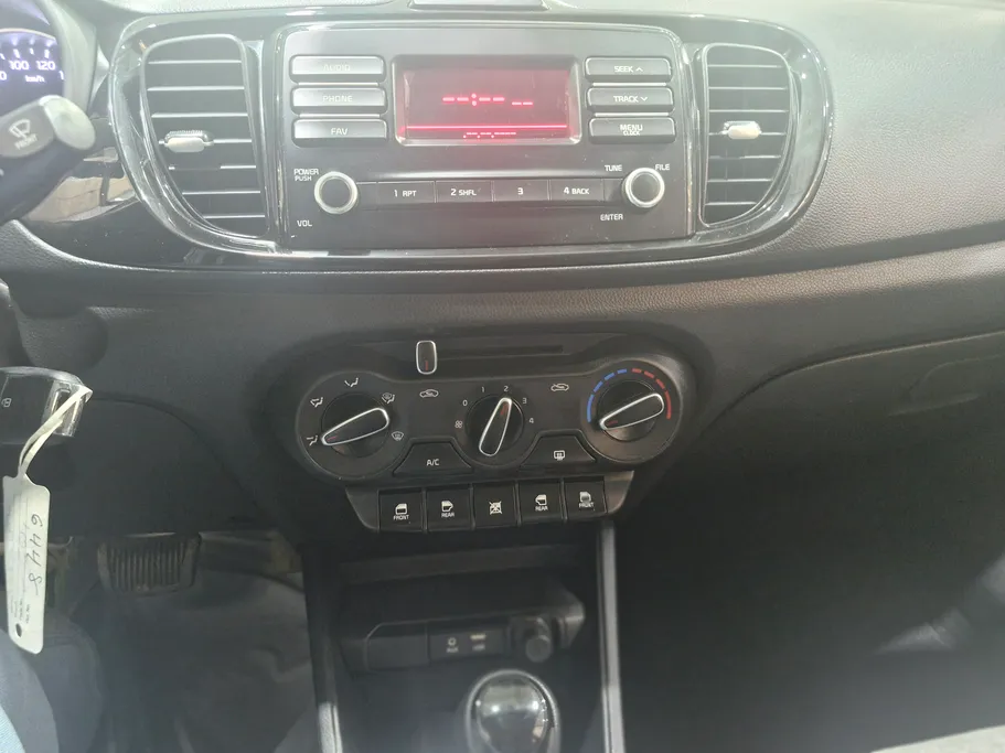 2024 Kia Pegas GL 