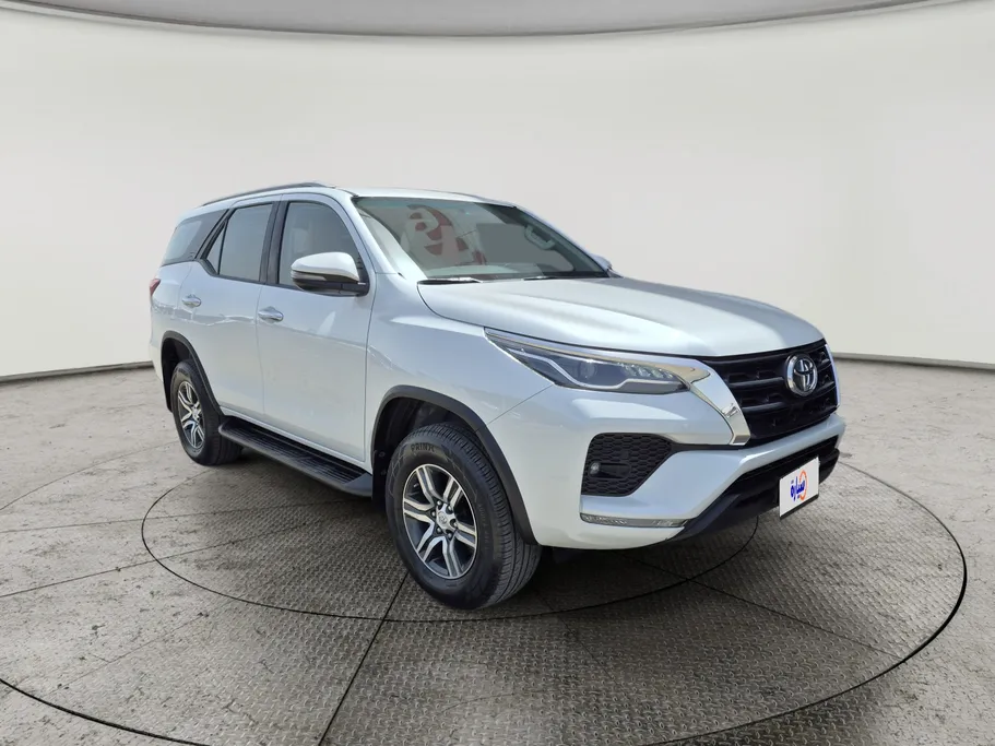 2023 Toyota Fortuner VX 