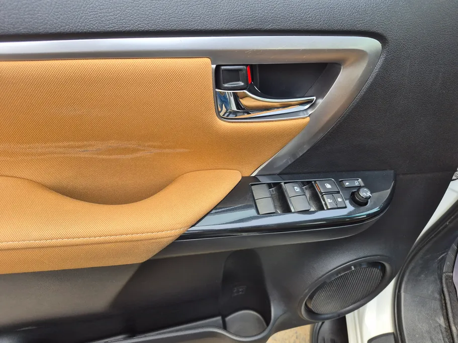 2023 Toyota Fortuner VX 
