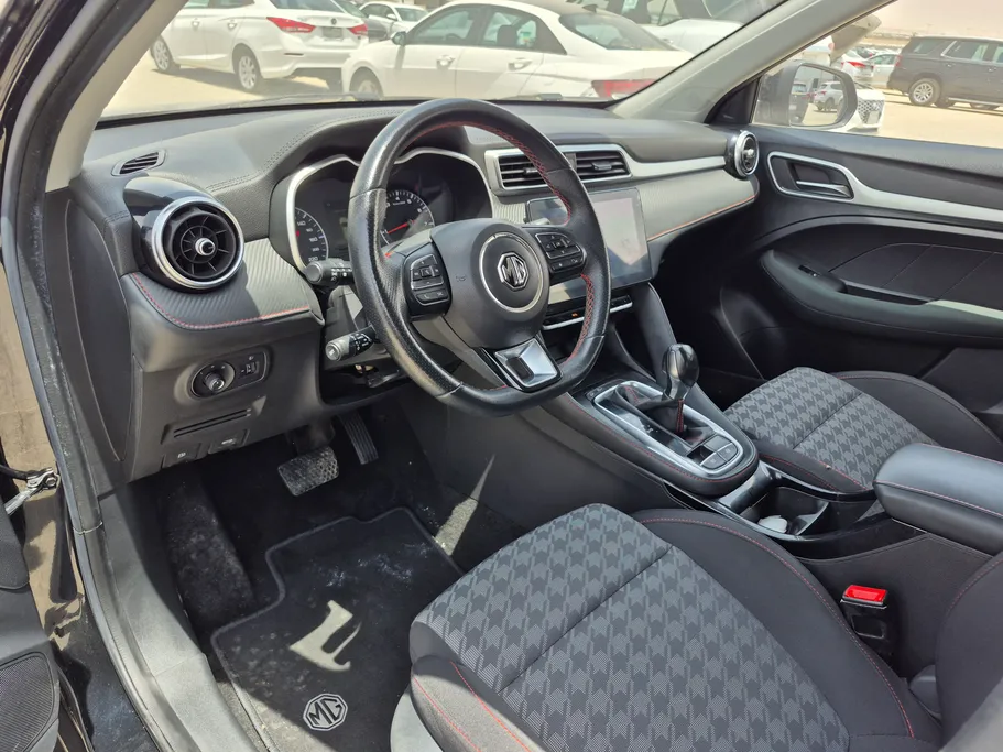 2023 ام جي ZS STD 