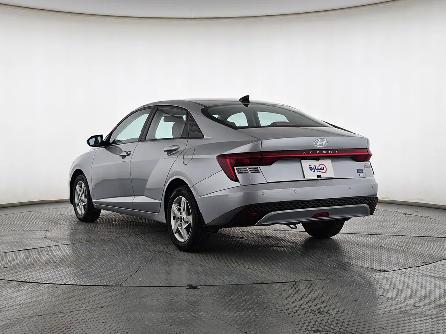 2024 Hyundai Accent Fleet 