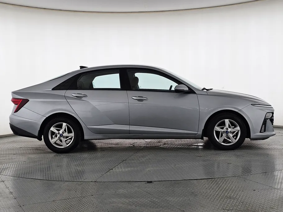 2024 Hyundai Accent Fleet 