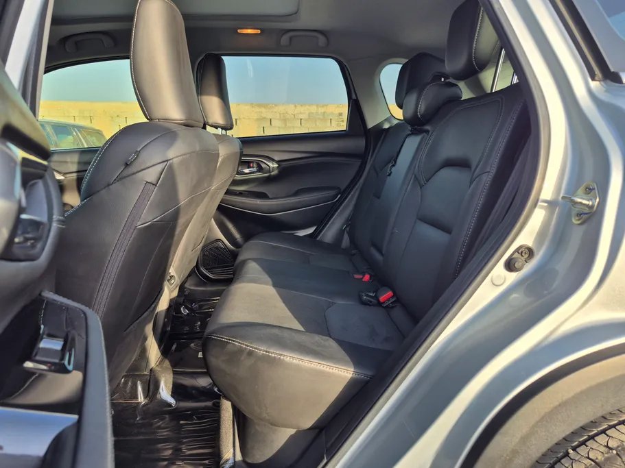 2025 Suzuki Grand Vitara GLX 