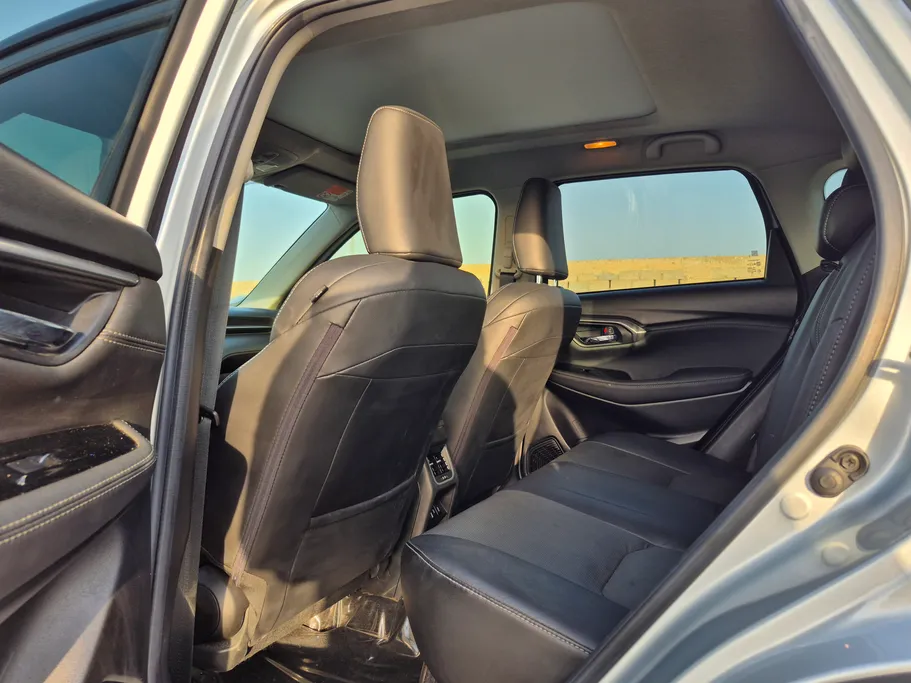 2025 Suzuki Grand Vitara GLX 
