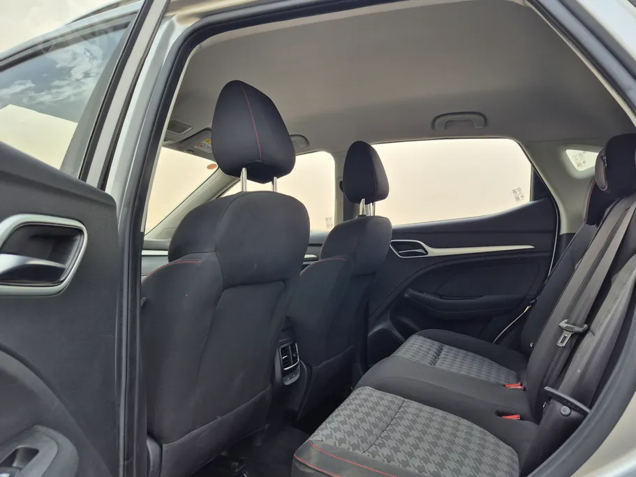 ام جي ZS STD 2023 