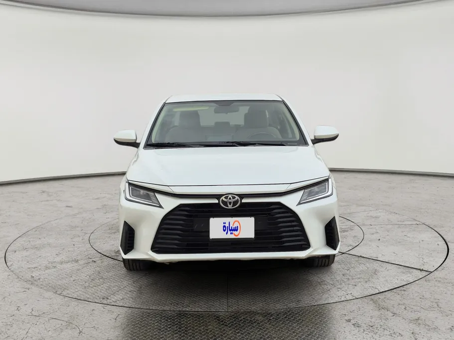 2024 Toyota Yaris  Y 