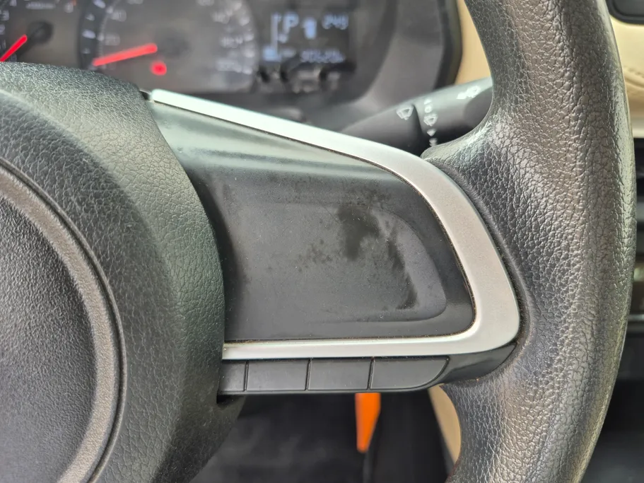 2024 Toyota Yaris  Y 