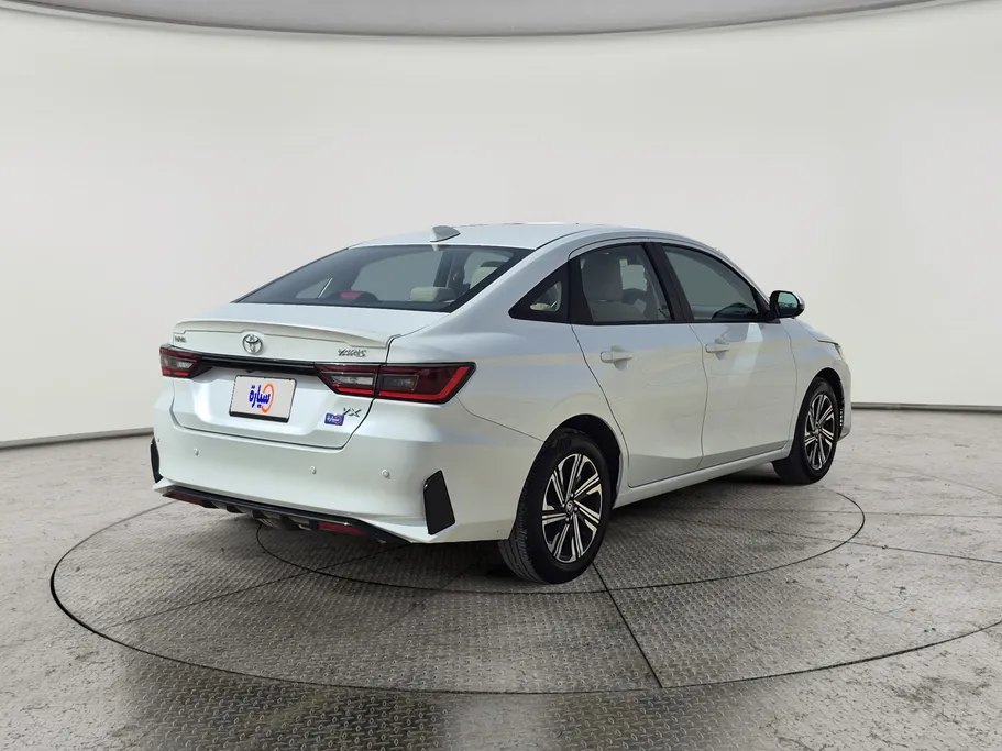 2023 Toyota Yaris  YX 