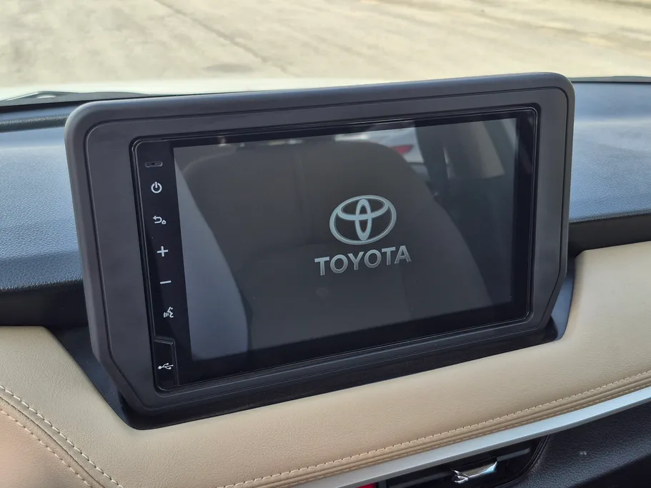 2023 Toyota Yaris  YX 