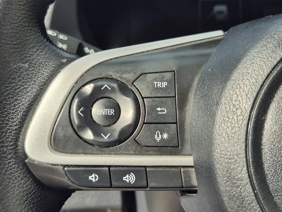 2023 Toyota Yaris  YX 