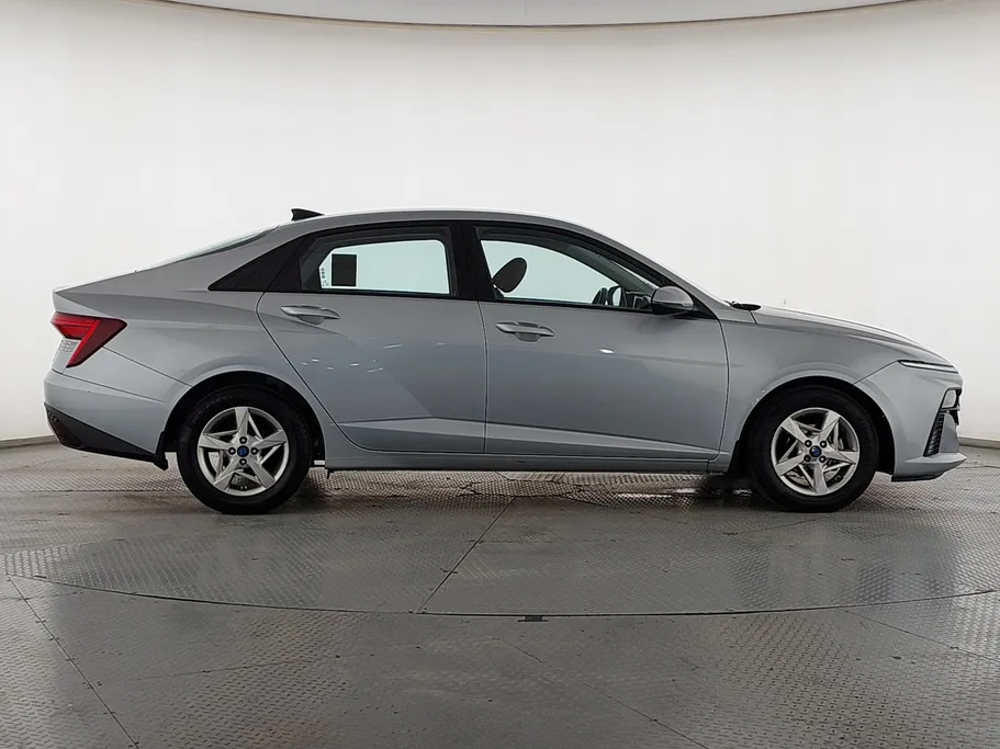 2024 Hyundai Accent Fleet 