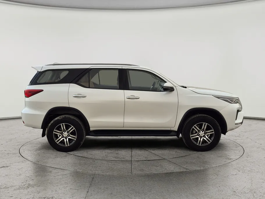 2024 Toyota Fortuner GX 