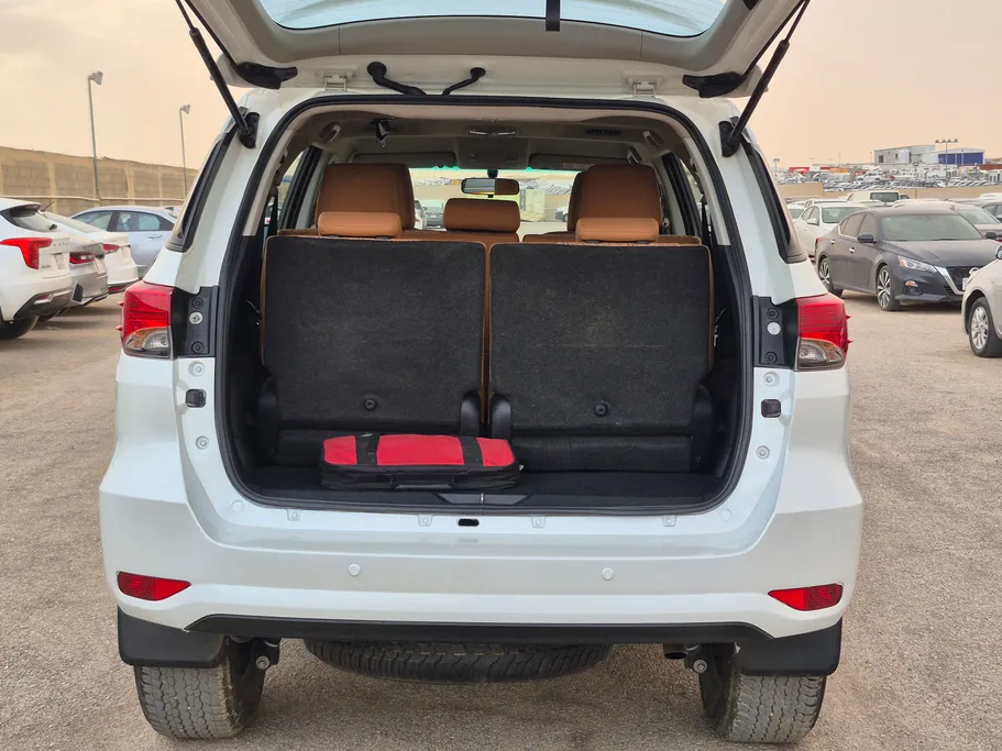 2024 Toyota Fortuner GX 
