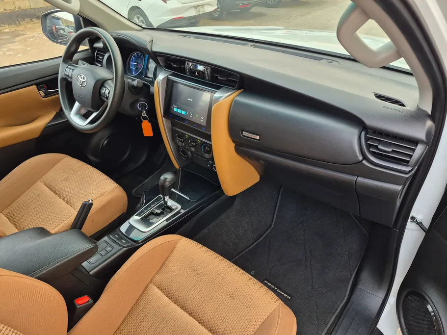 2024 Toyota Fortuner GX 