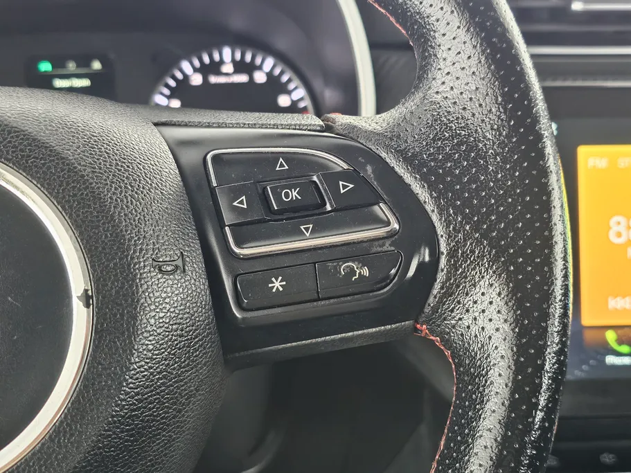 2022 MG ZS STD 