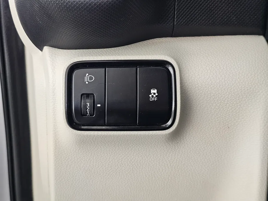 2022 Kia SONET LX 