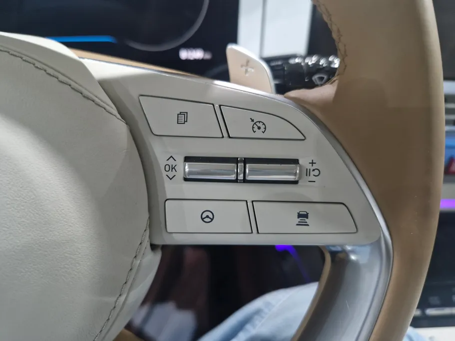 2023 Hyundai Azera PREMIUM 