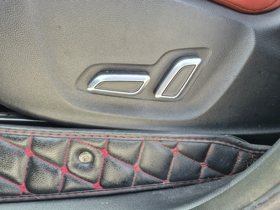 ام جي RX8 LUX 2022 
