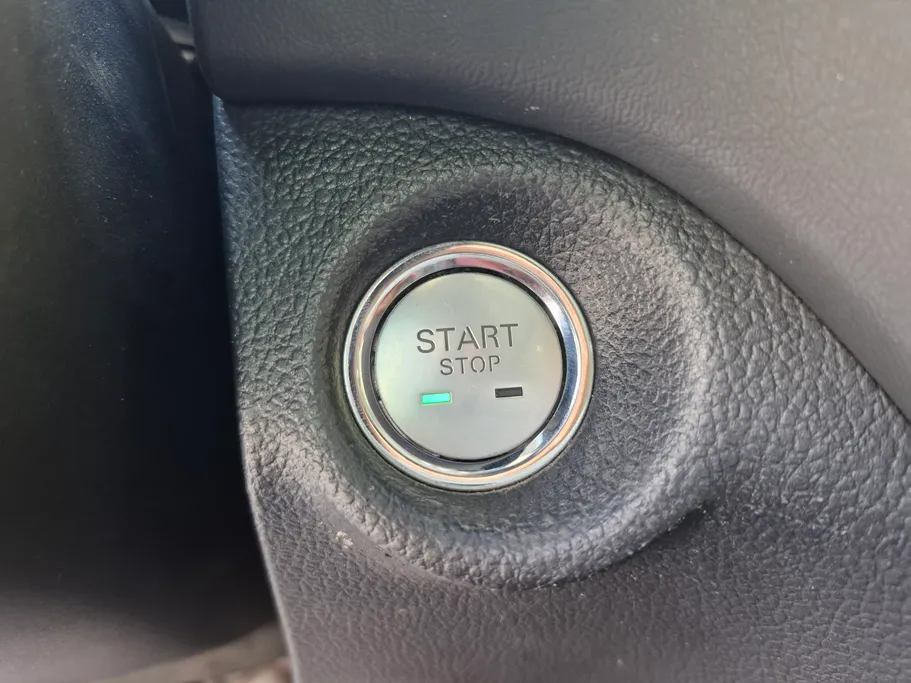ام جي RX8 LUX 2022 