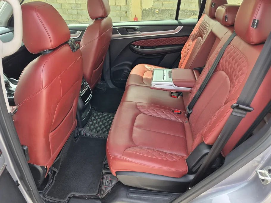 ام جي RX8 LUX 2022 
