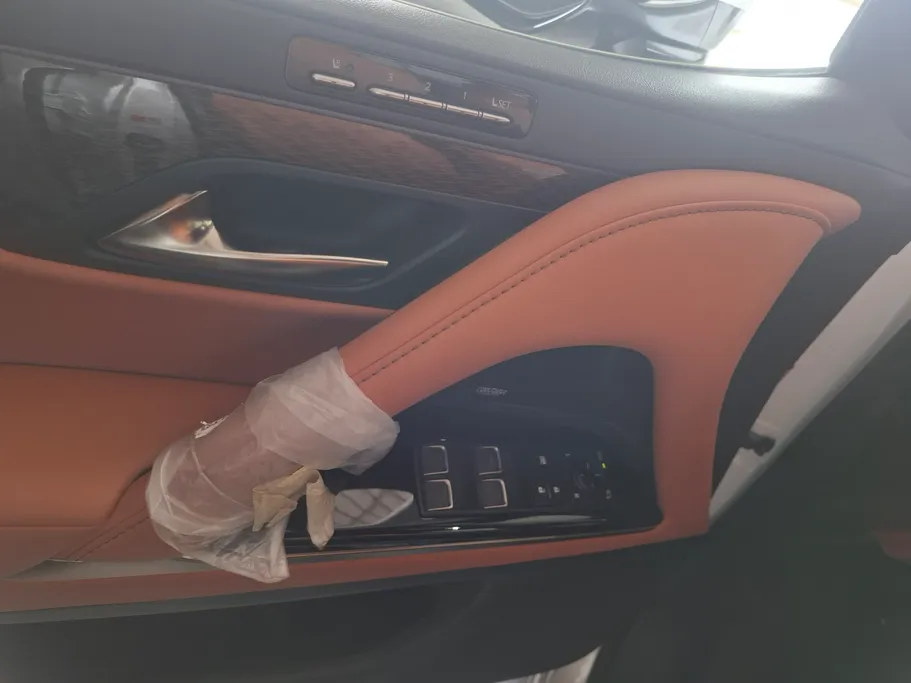لكزس LX 600 VIP w/Black Pkg  2023 