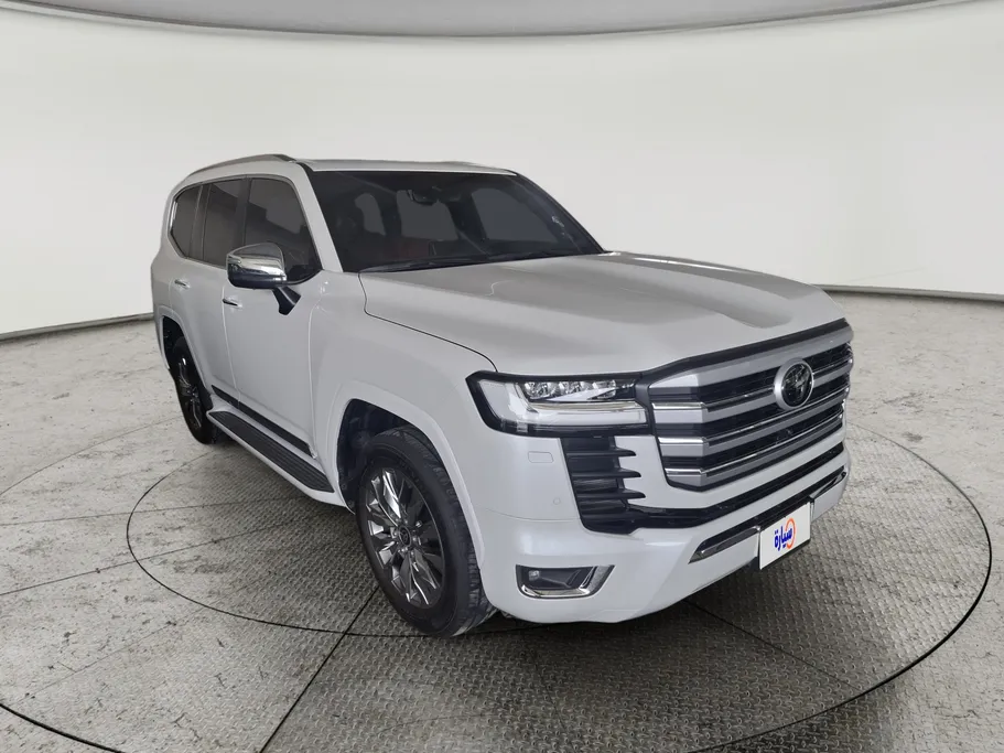 تويوتا لاندكروزر VXR 2023 