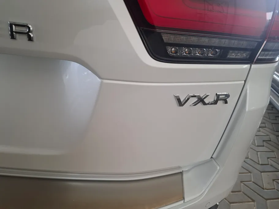 تويوتا لاندكروزر VXR 2023 