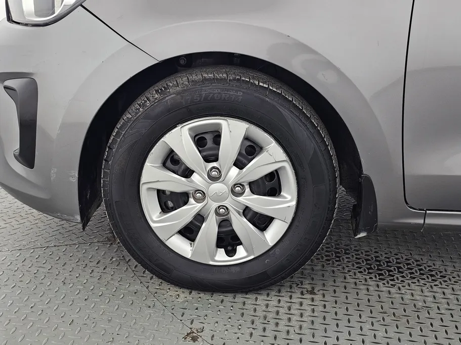 2023 Kia Pegas LX 