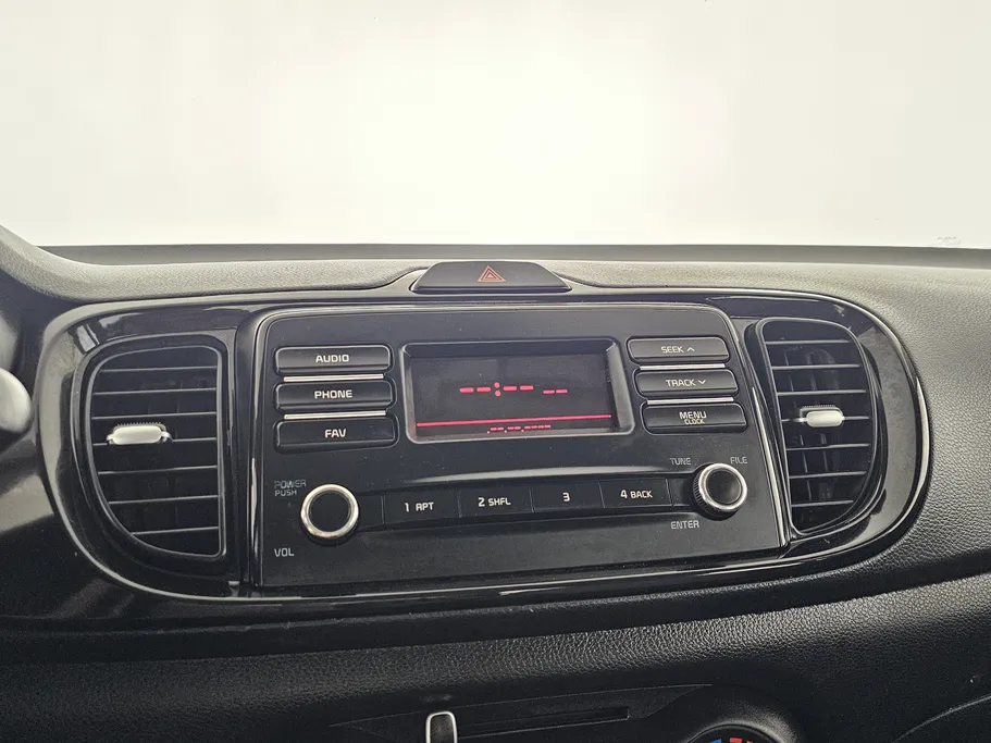 2023 Kia Pegas LX 