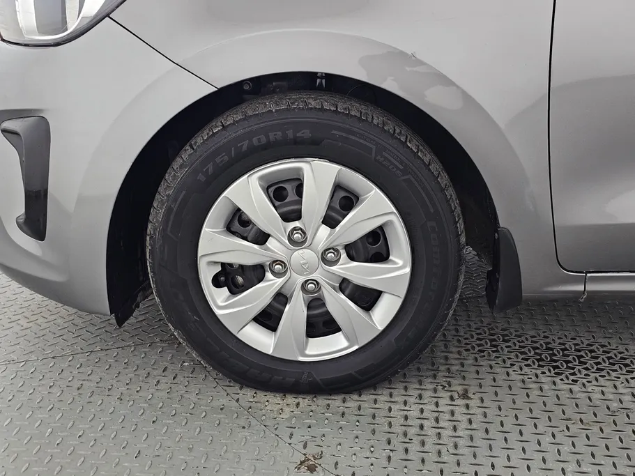 2024 Kia Pegas LX 
