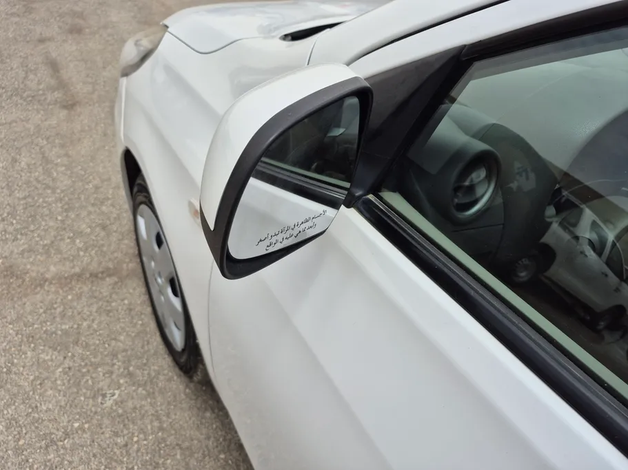 2022 Nissan Sunny Classic 