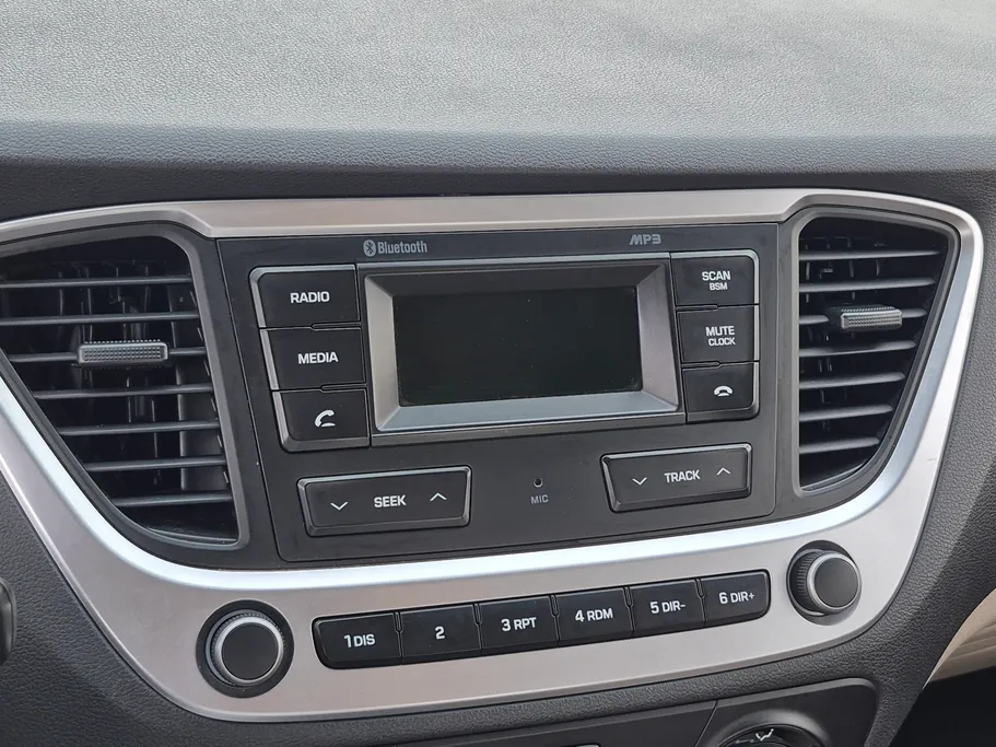 2022 Hyundai Accent Smart 