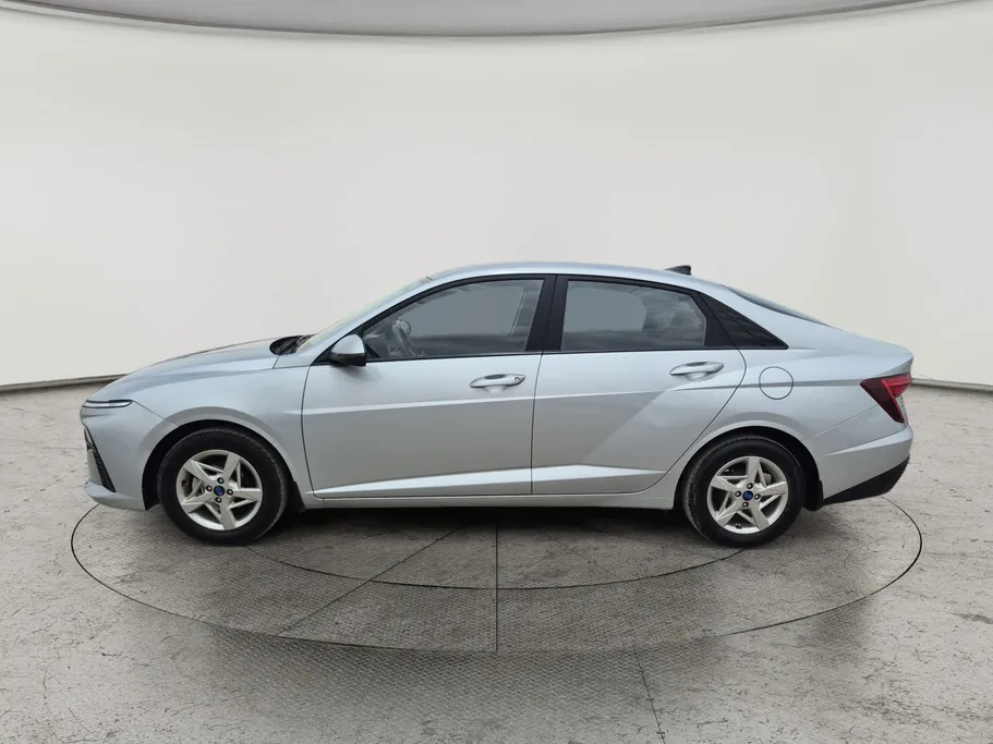 2024 Hyundai Accent Fleet 