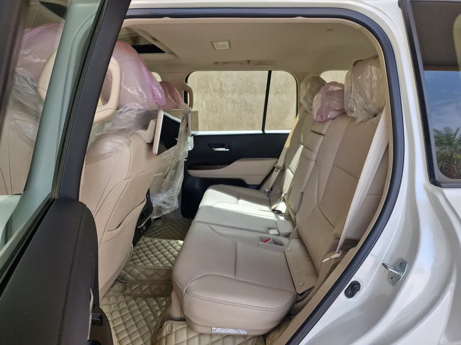 تويوتا لاندكروزر GXR4 2023 