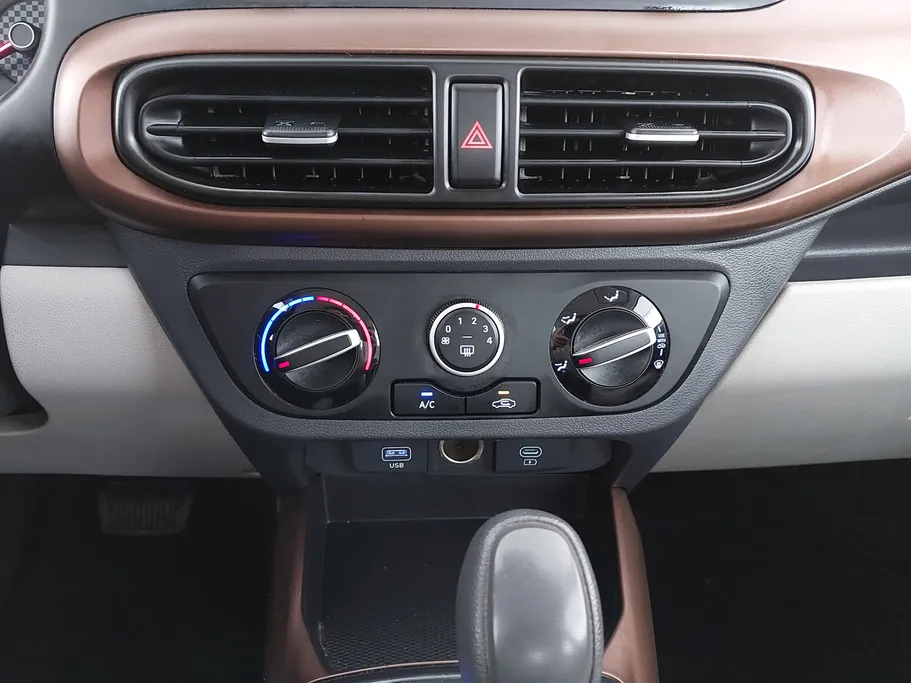 هيونداي Grand i10 فلييت 2024 