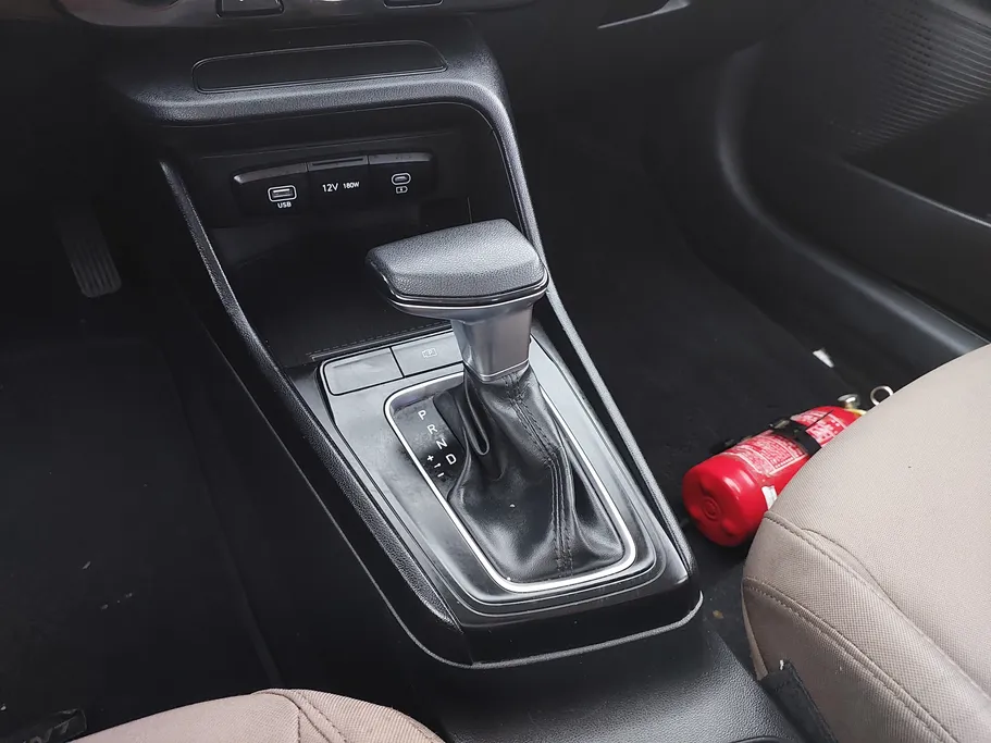 2024 Hyundai Accent Fleet 