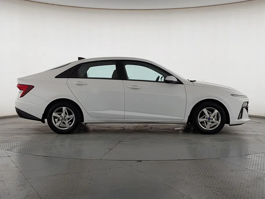 2024 Hyundai Accent Fleet 