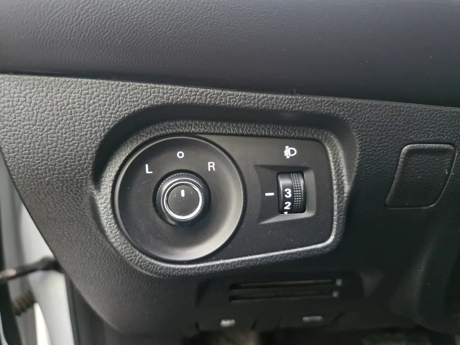 2023 MG 5 STD 
