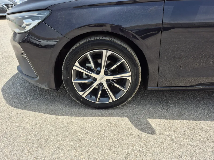 2025 Geely Emgrand GF 
