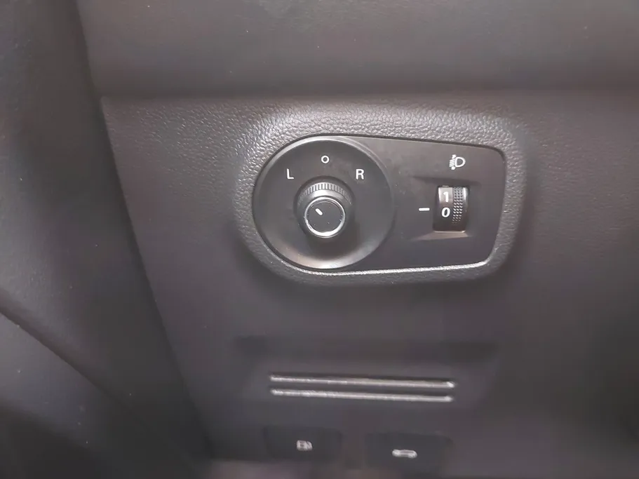 2022 MG ZS STD 