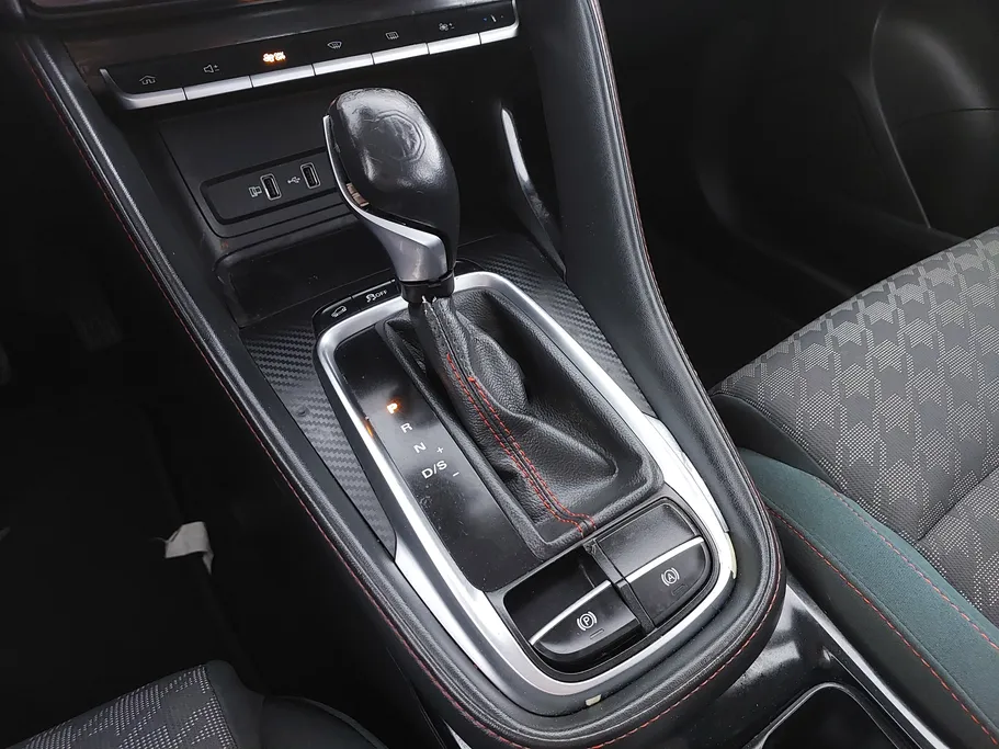 2022 MG ZS STD 