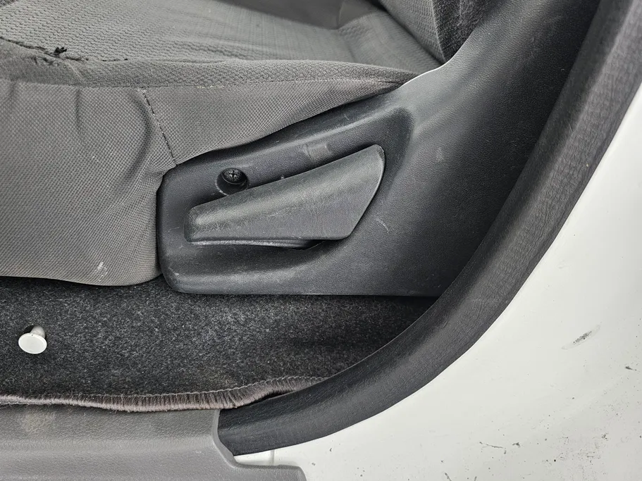 نيسان باص اورفان NV350 2021 