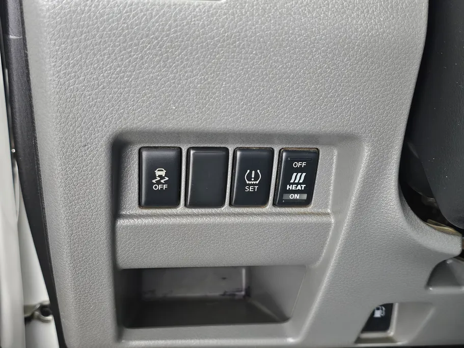 نيسان باص اورفان NV350 2021 