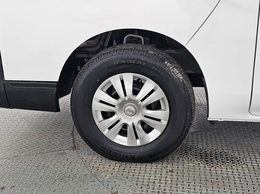 نيسان باص اورفان NV350 2021 