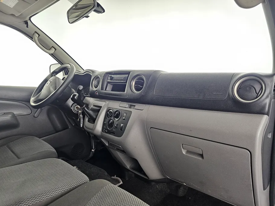 نيسان باص اورفان NV350 2021 