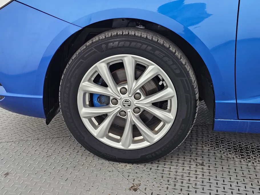 2022 MG 5 STD 