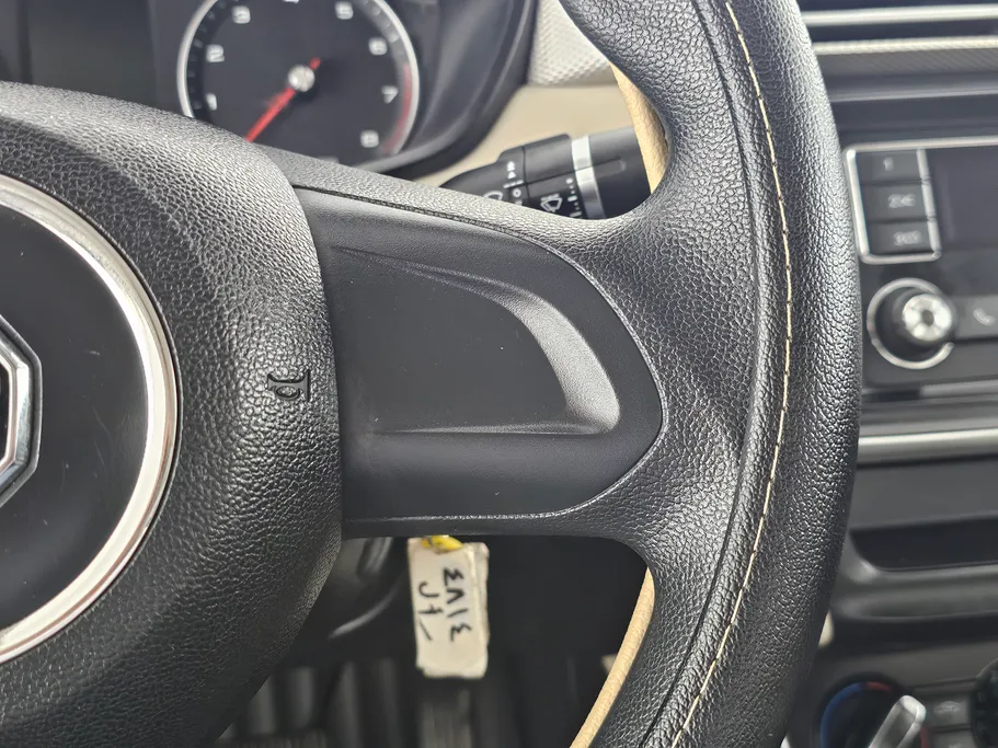 2022 MG 5 STD 