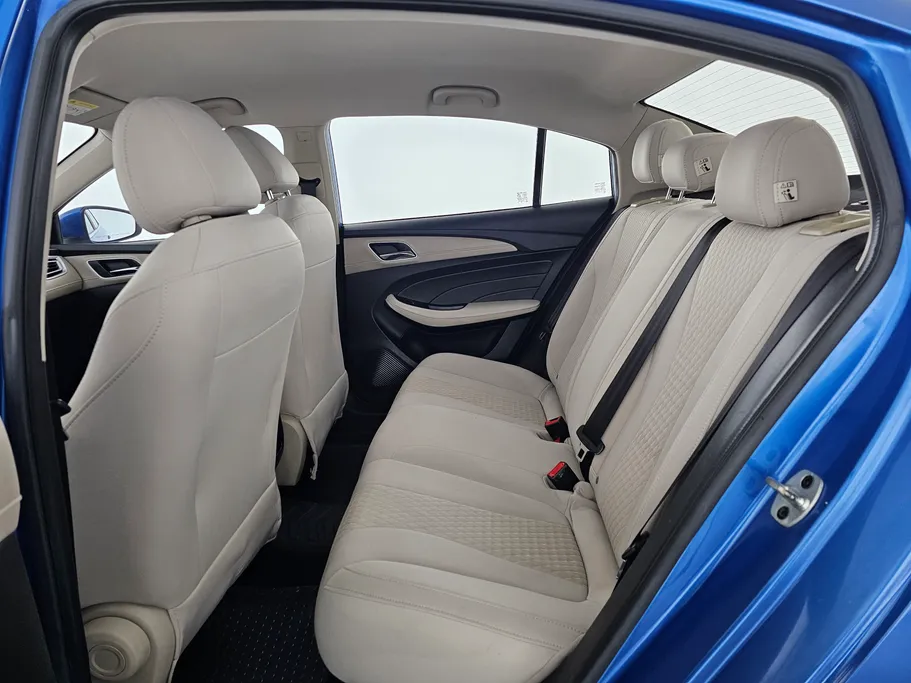 2022 MG 5 STD 