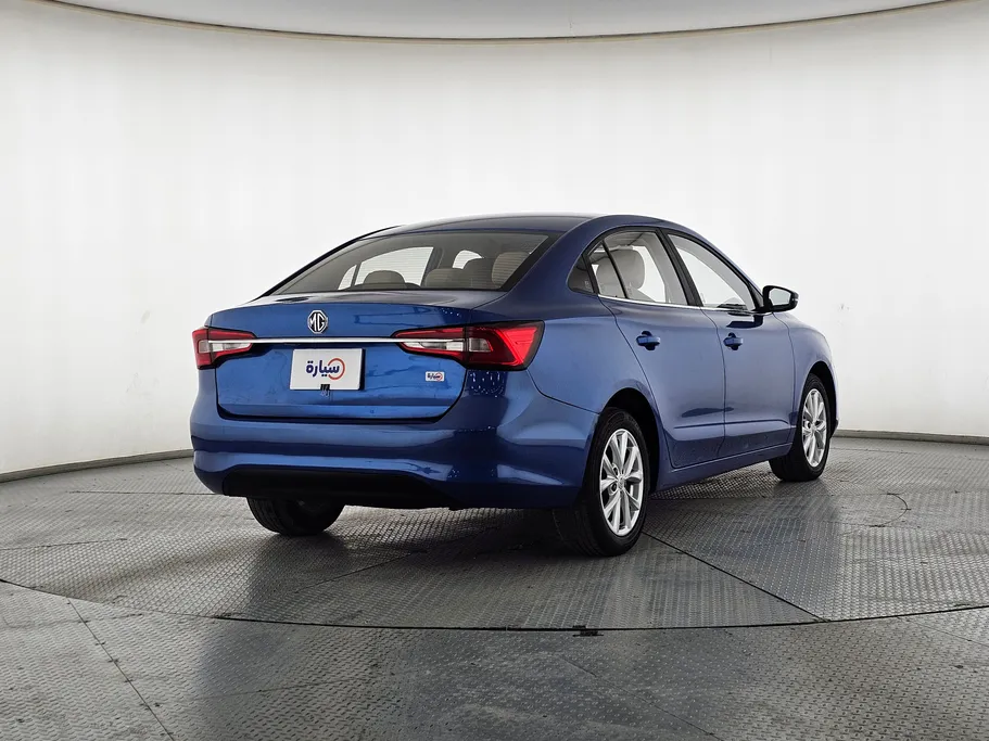 2022 MG 5 STD 