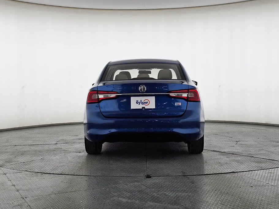 2022 MG 5 STD 